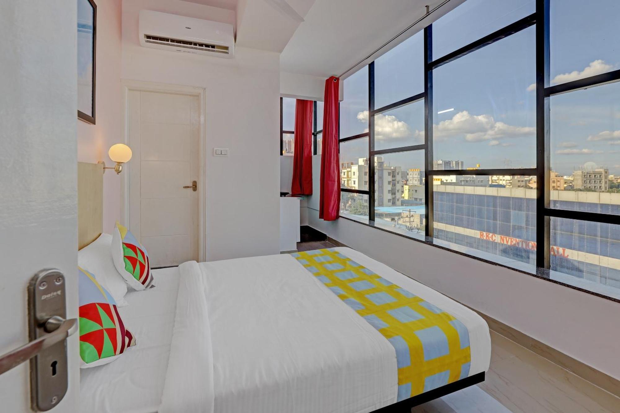 Hotel O Compact Studio Kr Puram Near Phoenix Marketcity Bangalore Esterno foto