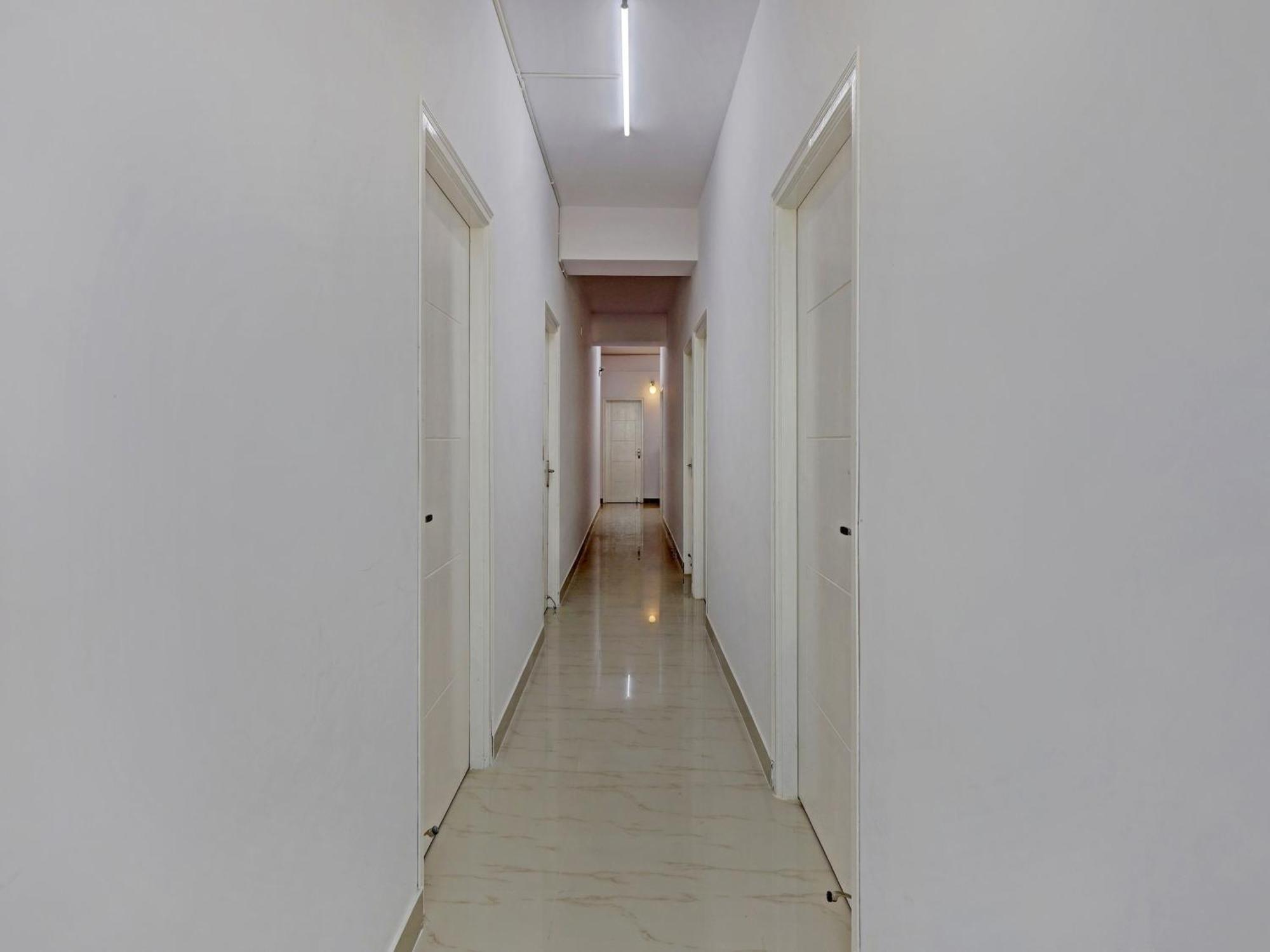 Hotel O Compact Studio Kr Puram Near Phoenix Marketcity Bangalore Esterno foto